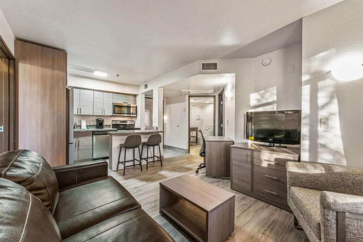 Chandler 2 Bd 1 Ba Apartment Lux2 Bagian luar foto