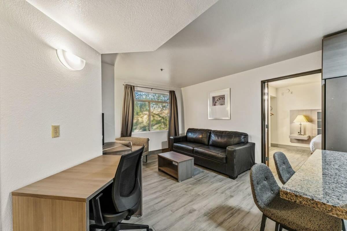 Chandler 2 Bd 1 Ba Apartment Lux2 Bagian luar foto